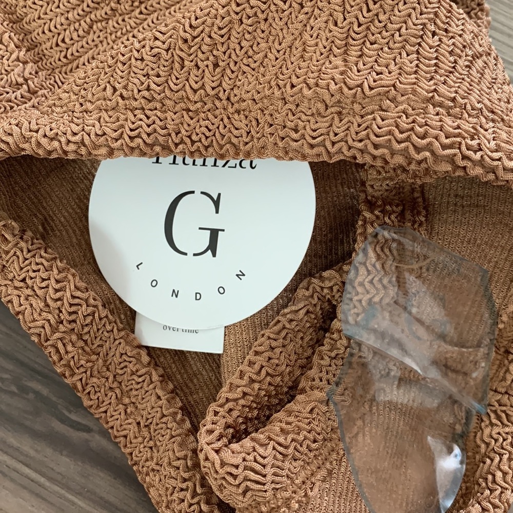 NWT Hunza G Sadie one piece swimsuit in metallic cocoa - Picture 4 of 4